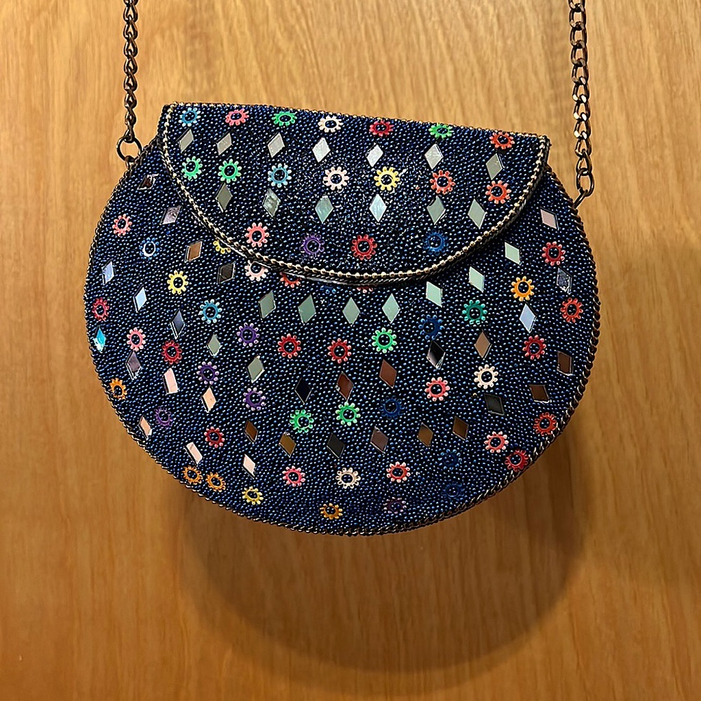Sparkly beaded hard shell purse with strap